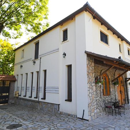 Twenty Park Aparthotel Kikinda Εξωτερικό φωτογραφία