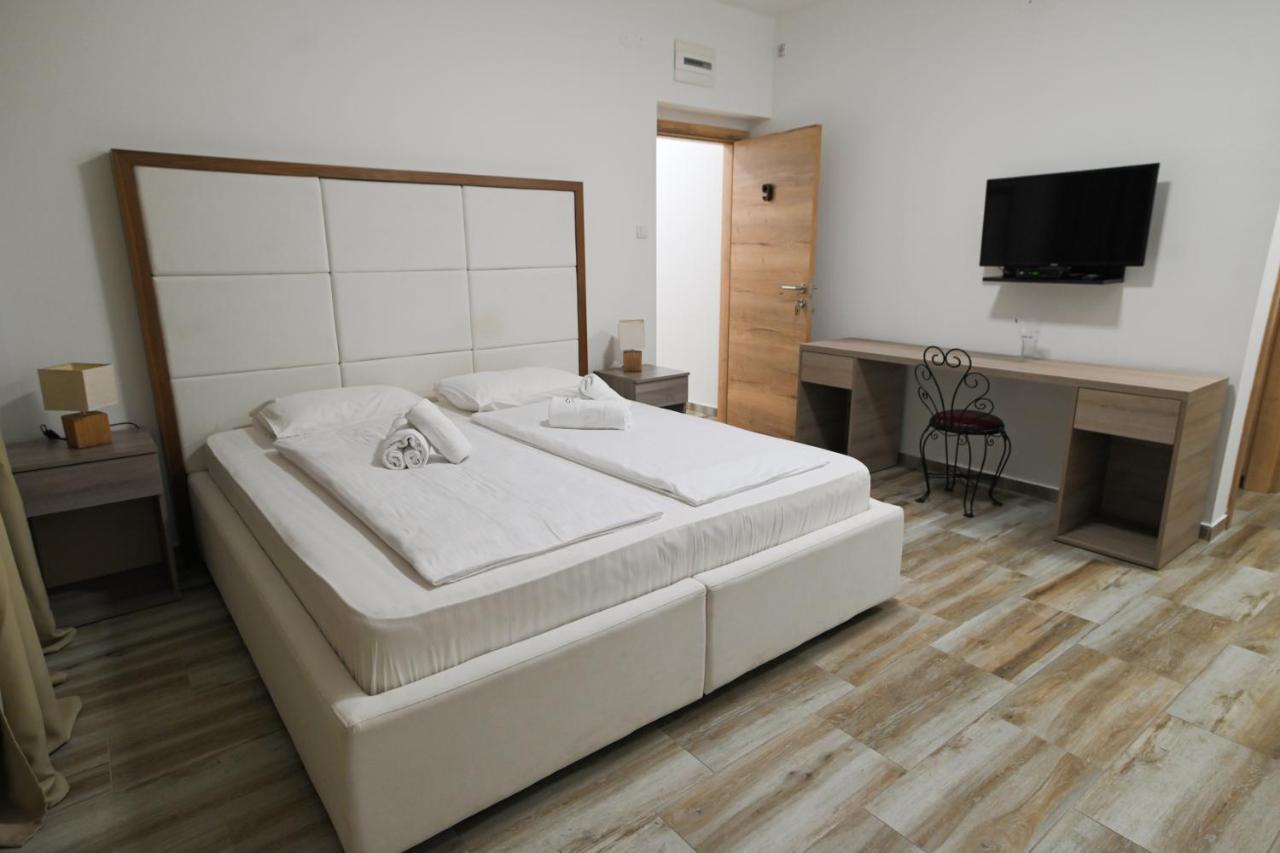 Twenty Park Aparthotel Kikinda Εξωτερικό φωτογραφία