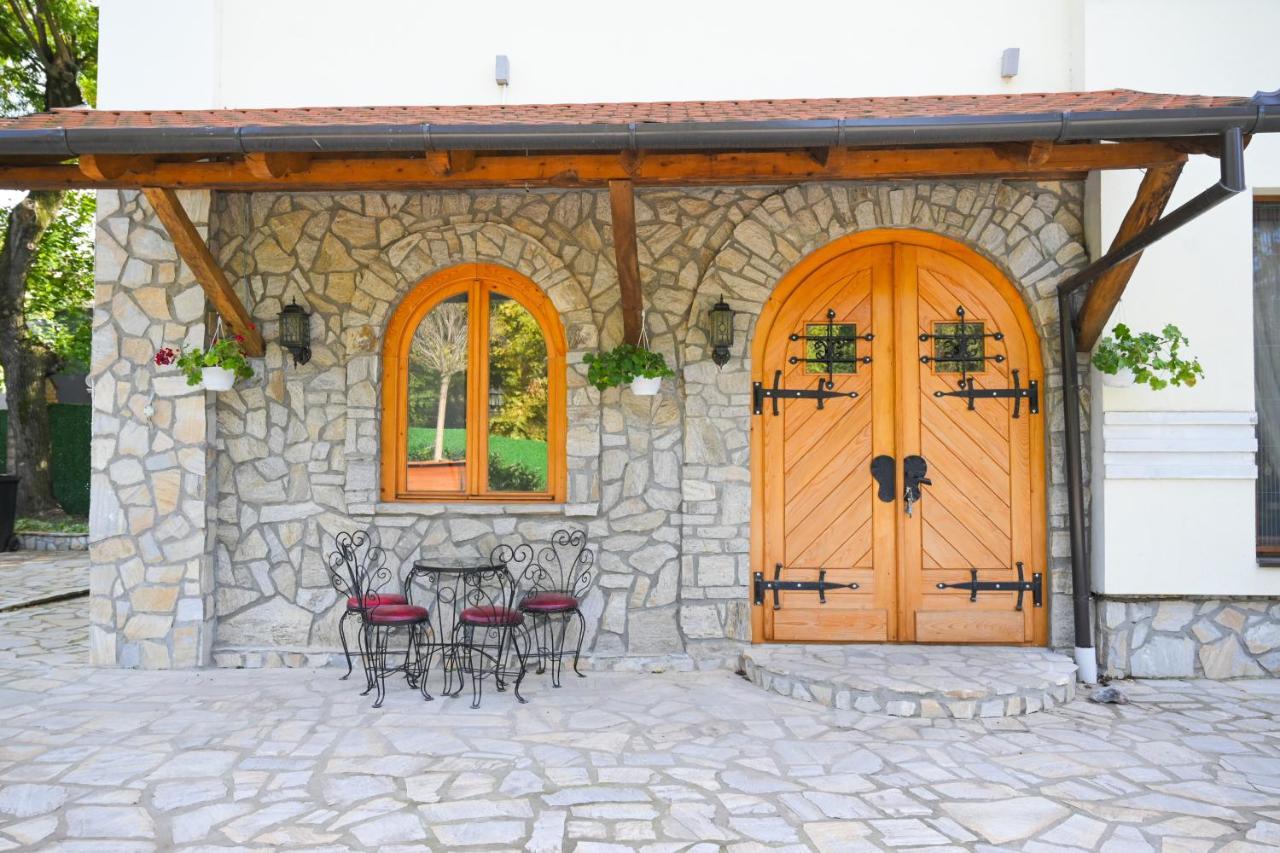 Twenty Park Aparthotel Kikinda Εξωτερικό φωτογραφία