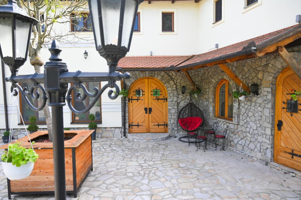 Twenty Park Aparthotel Kikinda Εξωτερικό φωτογραφία